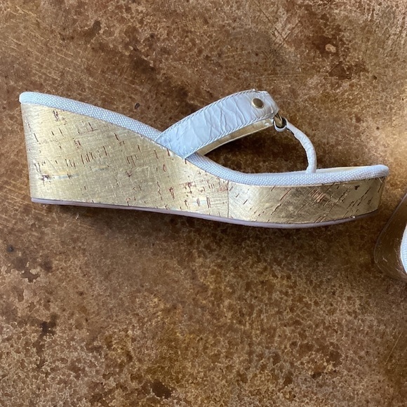 Coach Fauna white and gold Wedge thong slide sandals - Picture 6 of 8
